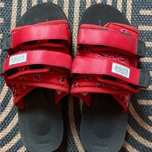 Suicoke Paisley Slides
